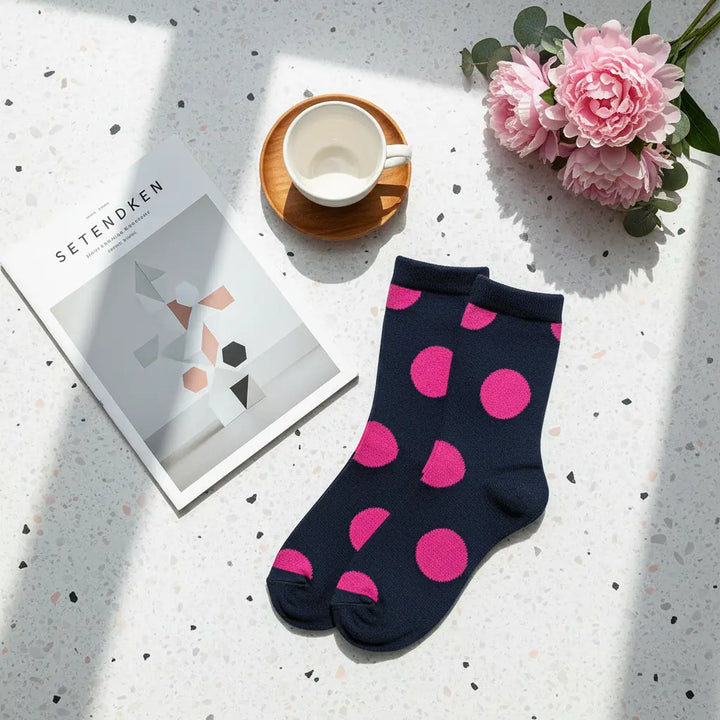 Lunar | Strømper med pink prikker SockiSocki