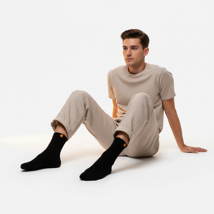 10 Boks Sorte Bambusstrømper | Orange knap | Str. 41-46