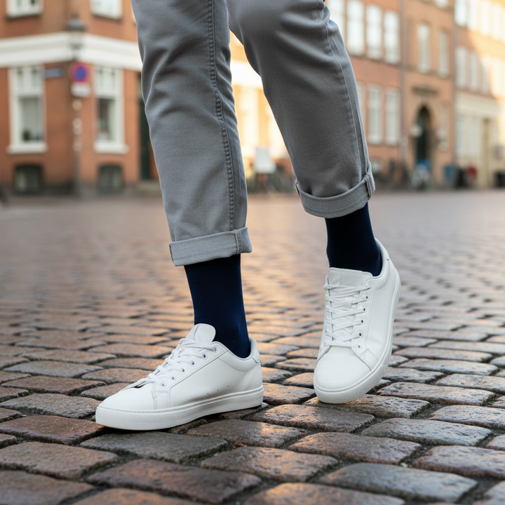 Navy Bomuldstrømpe | Sort Knap | 41-47