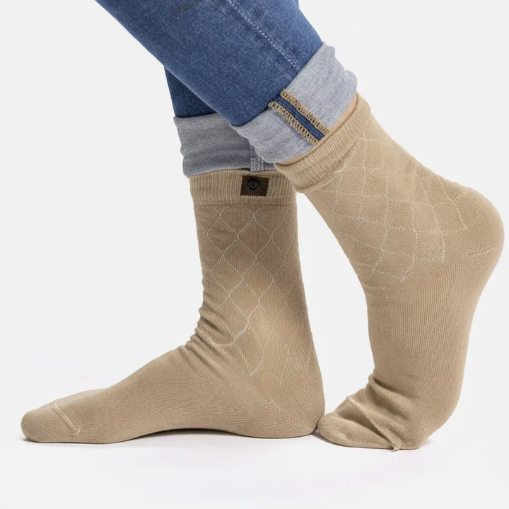 Vail | Sandfarvet strømpe med mønster SockiSocki